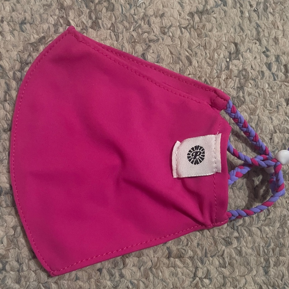 Various Pomchies Masks with adjustable ends - Picture 4 of 10